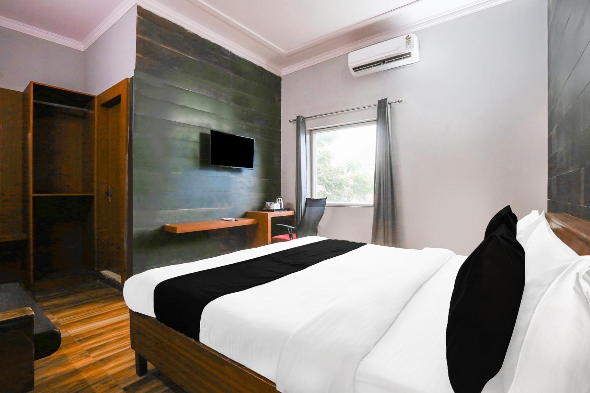 Super Collection O Bhiwadi Hotel Bagian luar foto