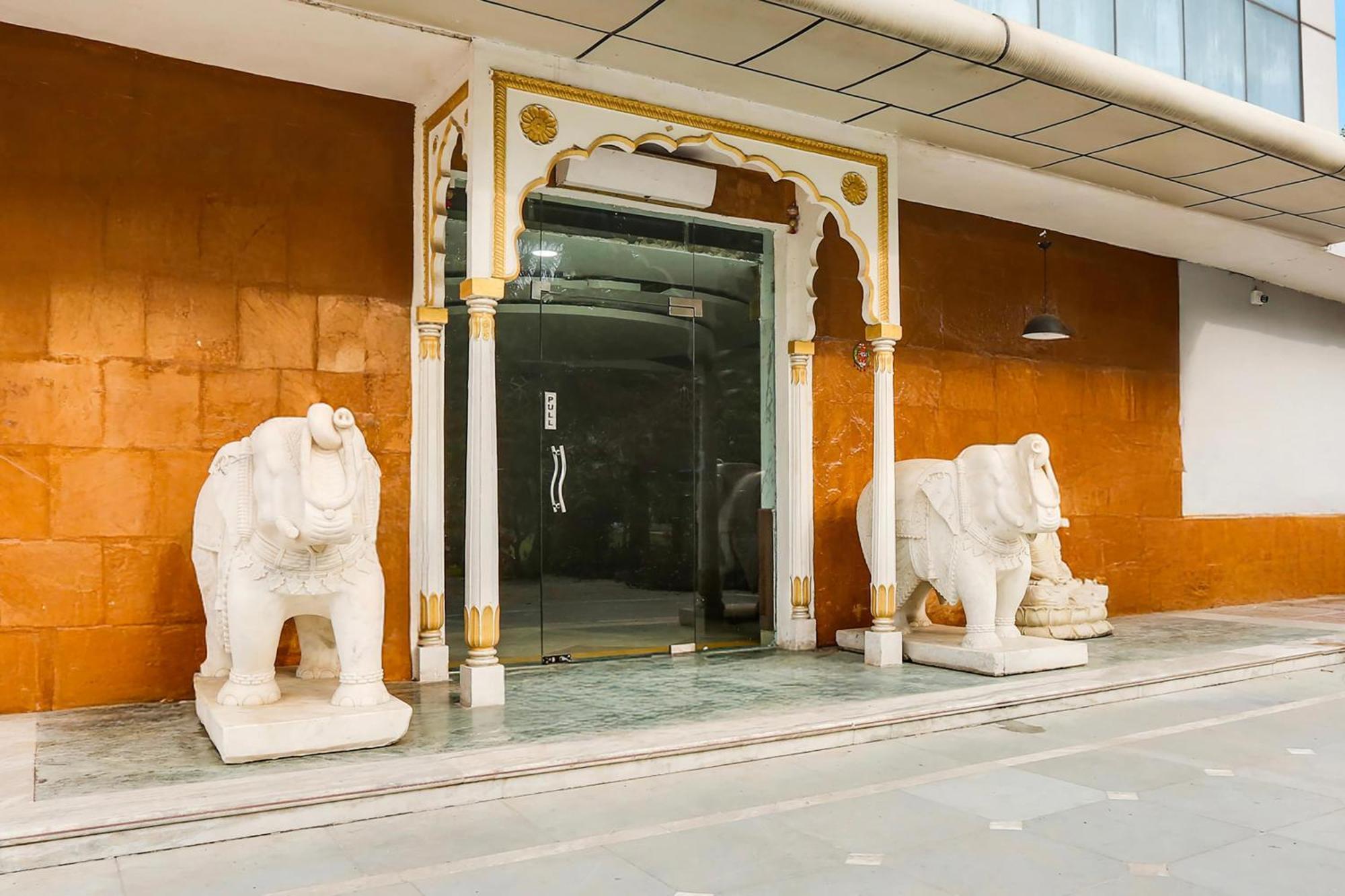 Super Collection O Bhiwadi Hotel Bagian luar foto